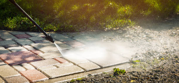 Best Driveway Pressure Washing  in Manhattan, IL